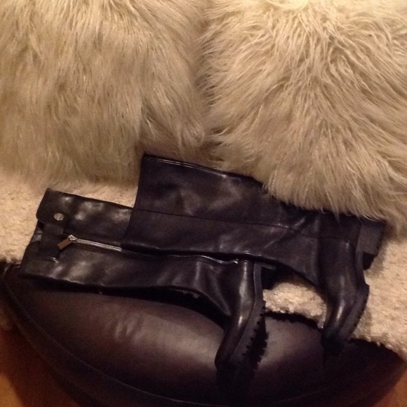 NWOT MICHEAL KORS BOOTS - Picture 6 of 8
